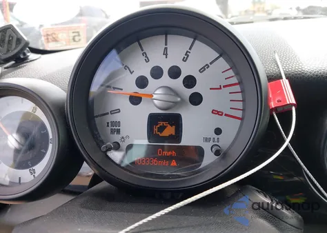 2011 Mini Cooper S из США, поврежденный, VIN WMWZP3C54BTX84385